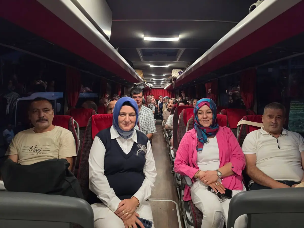 AK Parti Balıkesir Teşkilatı Ankara Mitingine Yola Çıktı